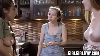 Girlgirlway - Samantha Reigns And Spencer Bradley's Steamy Workplace Tribbing