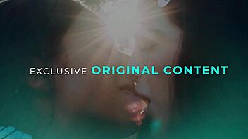 hot brunette babes scissoring on sofa then 69 😘🔥