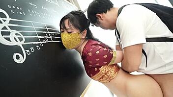 Cute Indian teacher gets so horny close up on her ass 😍🍑🔥