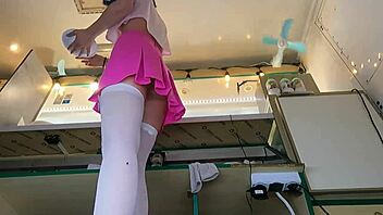 Super Sexy Slim 18 Year Old Thong Tease Upskirt Outdoor