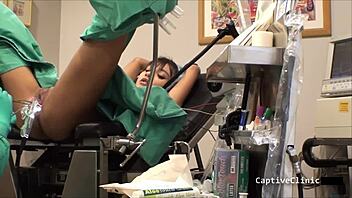 Eliza Shields screams as new orgasm guinea pig!