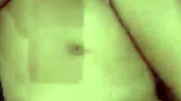 indonesian babe plays at friend's dorm