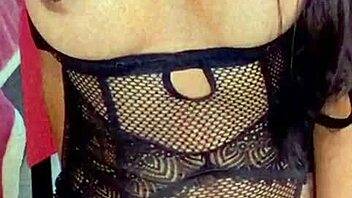 don't cum yet in red rose pussy massage