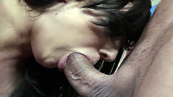 Ava Rose, pound my horny brunette pussy!