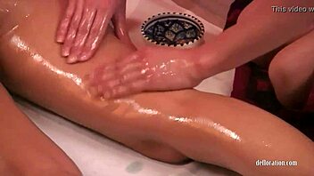 hot masseuse seduces virgin teen pussy into first orgasm 😘