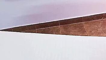 Curvy ebony BBW big ass tempts motel hardcore ride