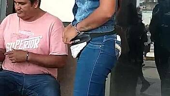 voyeur catches two juicy asses shaking in crowded market