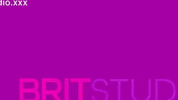 student slut teases in uniform then fucks herself hard with hairbrush to orgasm 😏🔥