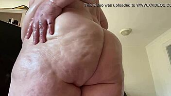 AriesBBW Shakes Her Massive Oiled Fat Ass Seductively