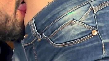 i just love this belly button don't you too