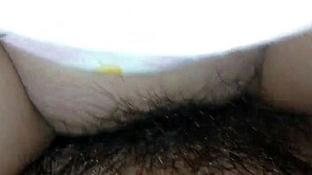 whoa this tight shaved pussy stretches for epic creampie