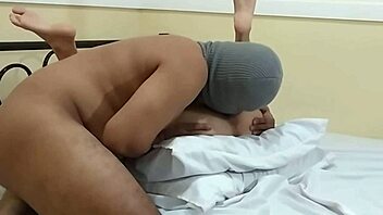 Single mommy's wet tight pussy massage turns into bed licking frenzy