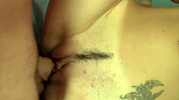 dava foxx rides cowgirl before taking hot creampie in shaved pussy