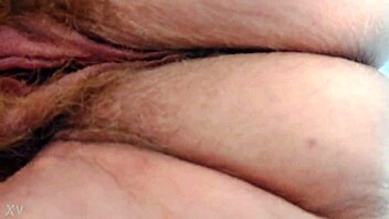 my hairy pussy no panties upskirt tease
