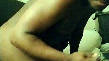 i feel so sexy playing with my hair flirtin hard 😘