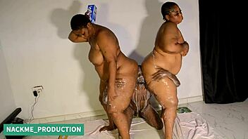 two mature bbws smother then i fuck them both