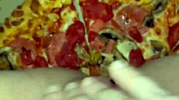 Arabic kinky teen stuffs pussy with ice cream chocolate pizza craving bbc