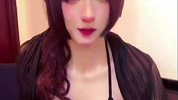 giant tits crossdressing beauty masturbates on cam while fucking ass