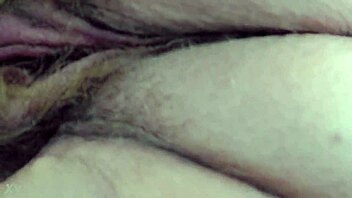 my hairy pussy no panties upskirt tease