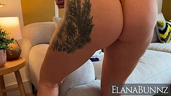 elana bunnz cums hard fingering huge tits blonde pussy?