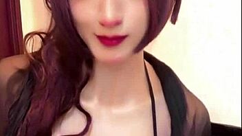 giant tits crossdressing beauty masturbates on cam while fucking ass