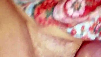 sundaydogood614's tight pussy update throbs on cam