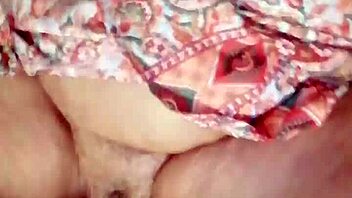 sundaydogood614's tight pussy update throbs on cam