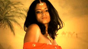 Wow Sexy Milf Erotic Dance Dreams