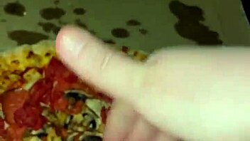 Arabic kinky teen stuffs pussy with ice cream chocolate pizza craving bbc