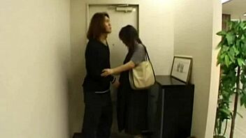 japanese preggy's hairy pussy fingered to squirting orgasm