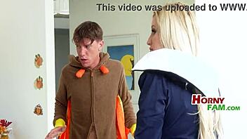 Quick Hard Fuck Before Thanksgiving Family Feast