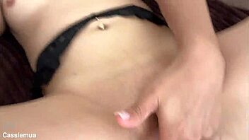 Cassiemua fingers tight pussy close-up for your pleasure