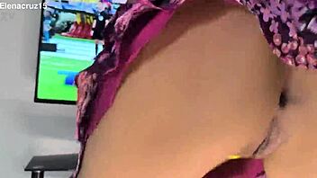 elena cruz celebrates colombia's goal with her big ass out