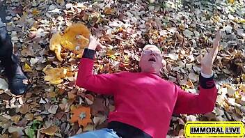 dan's buddies double penetrate dolly dyson's curvy redhead pussy creampie