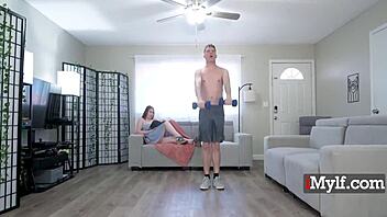 Yaya Gingersnitch Begs For CUM IN PUSSY Creampie Risk