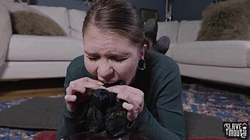 im blond slave bobbin on doms piss socks puking ass dildos