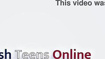 your girlfriend deepthroats your cock all christmas long!