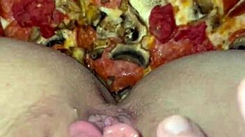 Arabic kinky teen stuffs pussy with ice cream chocolate pizza craving bbc