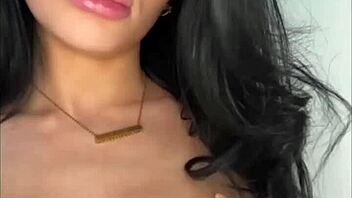 AMERICAN EXCHANGE STUDENT HORNY SOLO SQUIRT TOYS WEBCAM