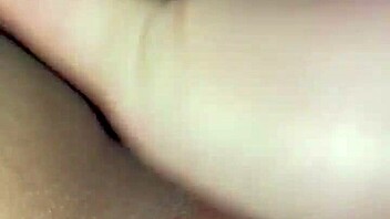 Arabic kinky teen stuffs pussy with ice cream chocolate pizza craving bbc