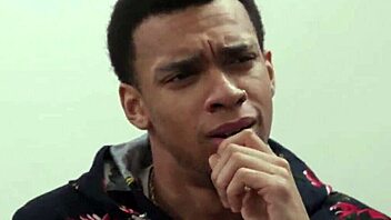 Heather Honey slurps teacher's BBC in sloppy college threesome