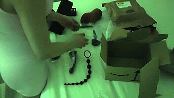 my boyfriend's cock vs toy pussy and my mouth 😏👅