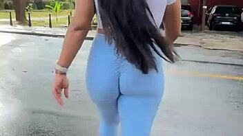 morning walk in tight leggings shows off amateur brunette ass pov