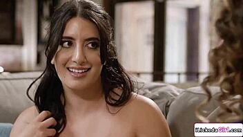 Big tits French lesbian facesits busty Arab babe