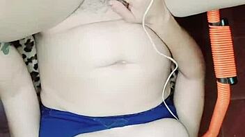 huge cock thrusts deep squirt my cream