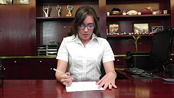 Secret office bathroom chat with boss lady