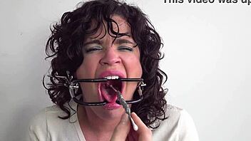 Humiliating GAG Test For Dumb Karen