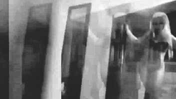 Sexy Anastasia Dior drops new promo heat