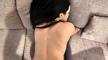 beautiful iranian with fat ass sucks deep then fucks wet pussy doggystyle homemade