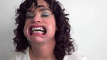 Humiliating GAG Test For Dumb Karen